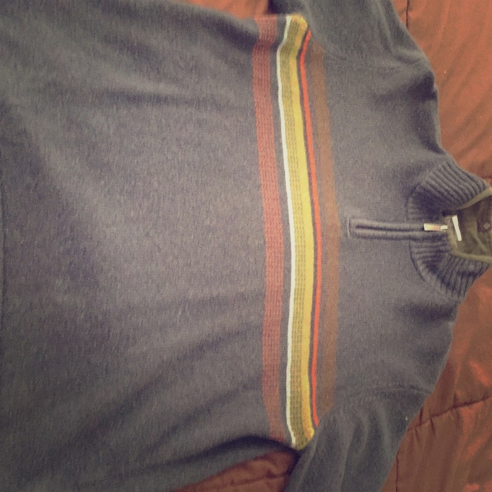 Men’s Columbia zip-up sweater